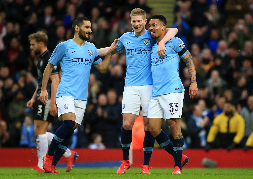 西甲：巴萨逆转塞维利亚夺胜